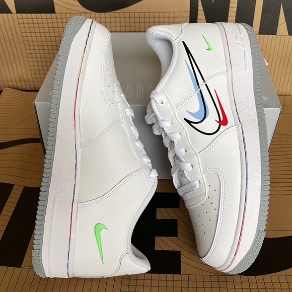 Nike Air Force 1 Low WMNS White/LT Green Spark-Aluminum  Multi Swoosh - Picture 14 of 16